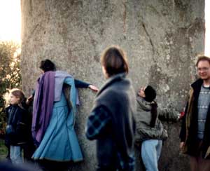 Menhir Zátka od Pekla má na výšku trochu přes 10m